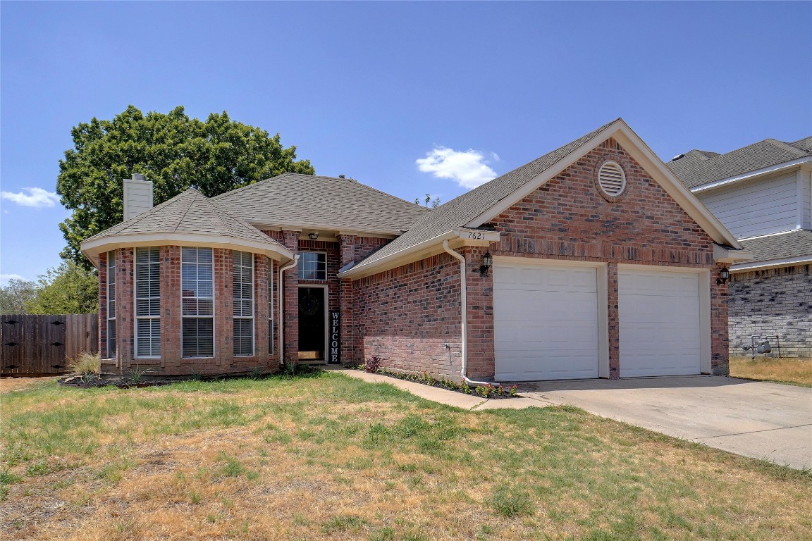 7621 Honeybee Lane Fort Worth TX 76137