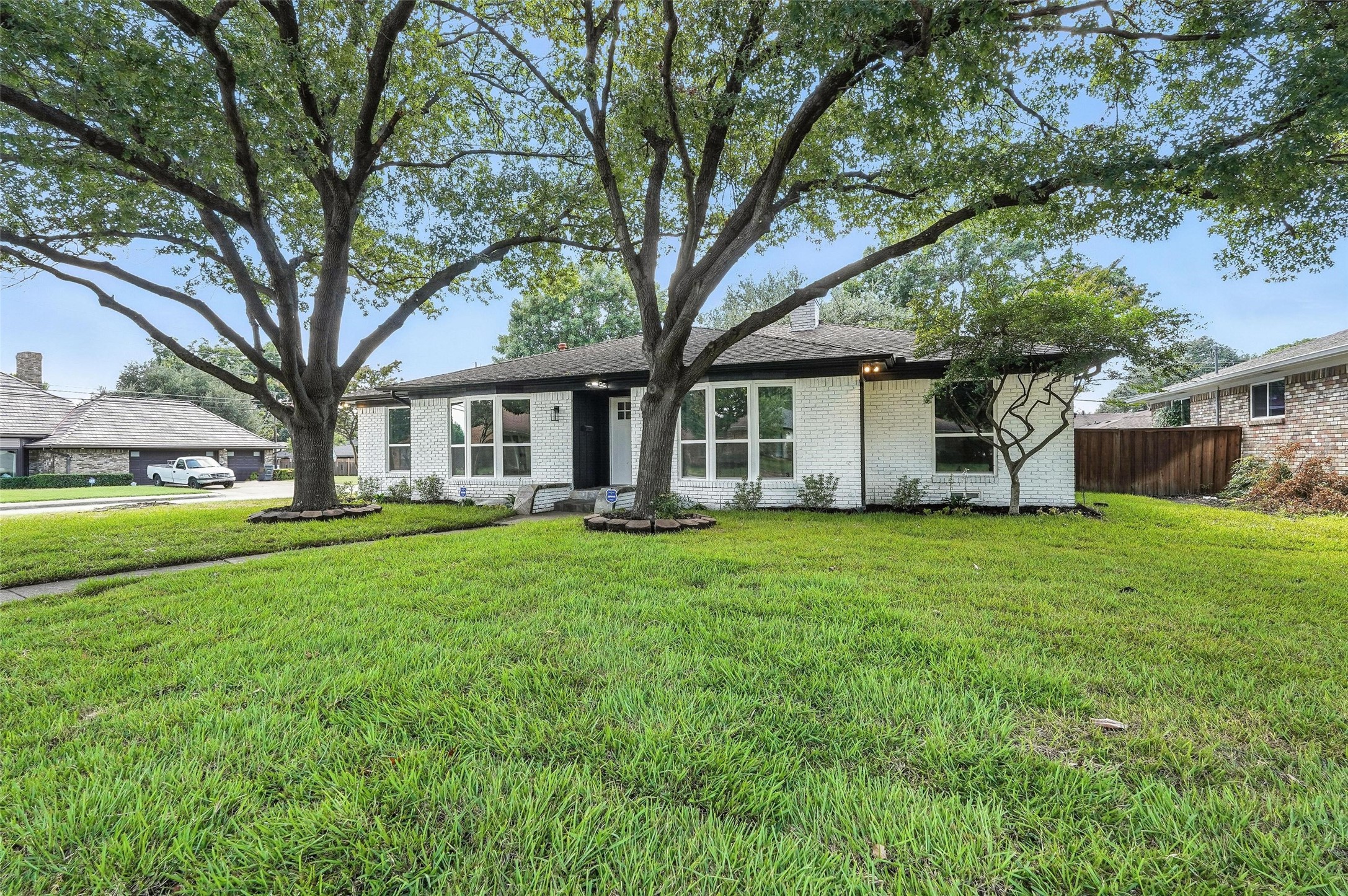 4303 Blackheath Road Dallas TX 75227