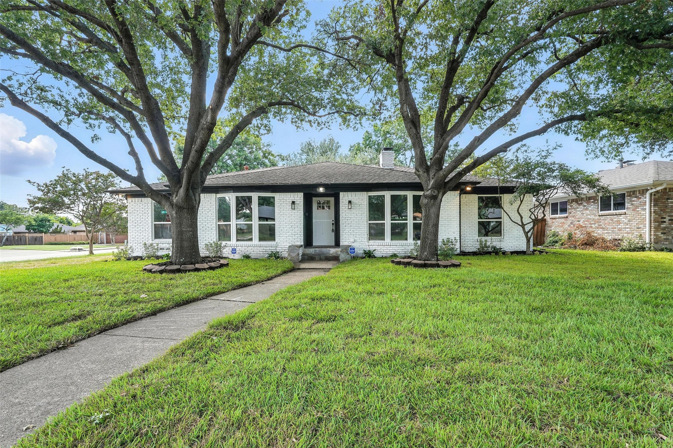 4303 Blackheath Road Dallas TX 75227
