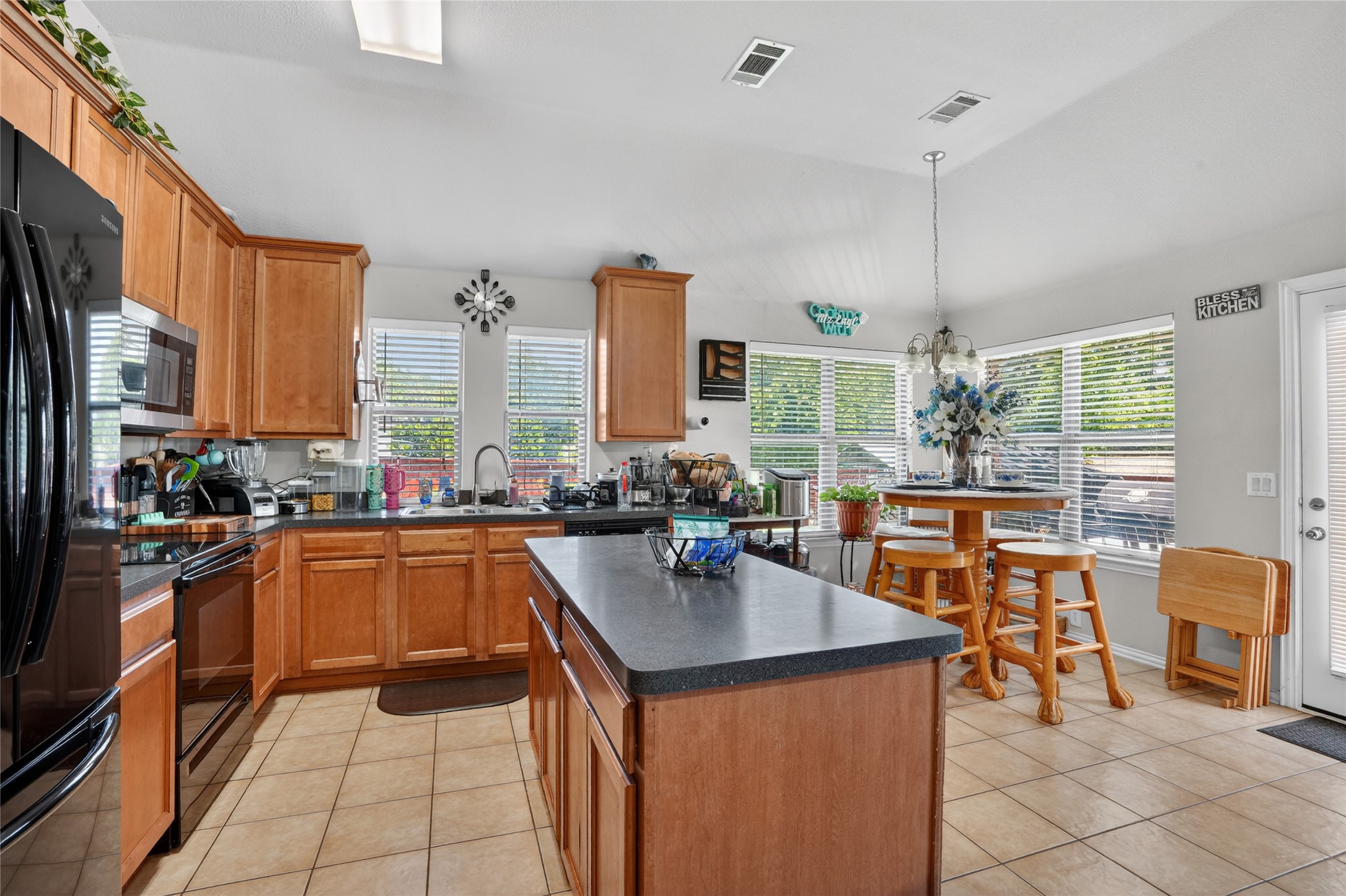 1708 Cowtown Court Mansfield TX 76063