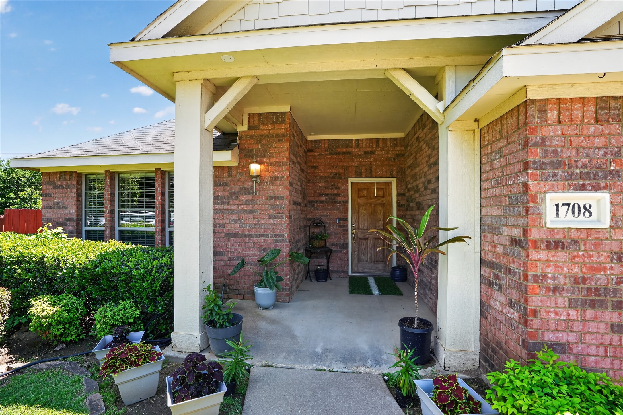 1708 Cowtown Court Mansfield TX 76063
