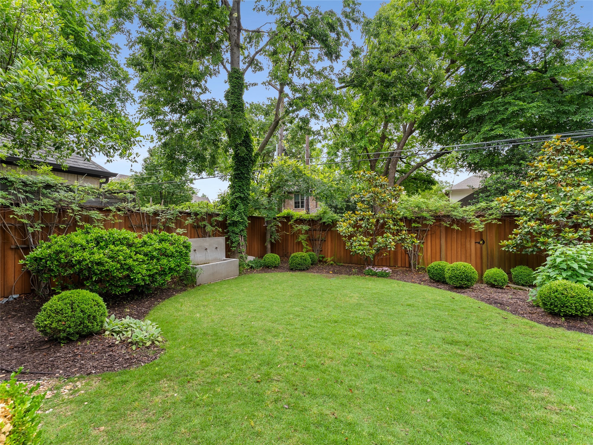 6614 Glendora Avenue Dallas TX 75230