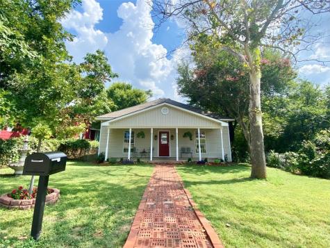 108 Soward Avenue Weatherford TX 76086