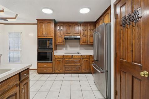 4212 Old Dominion Drive Arlington TX 76016