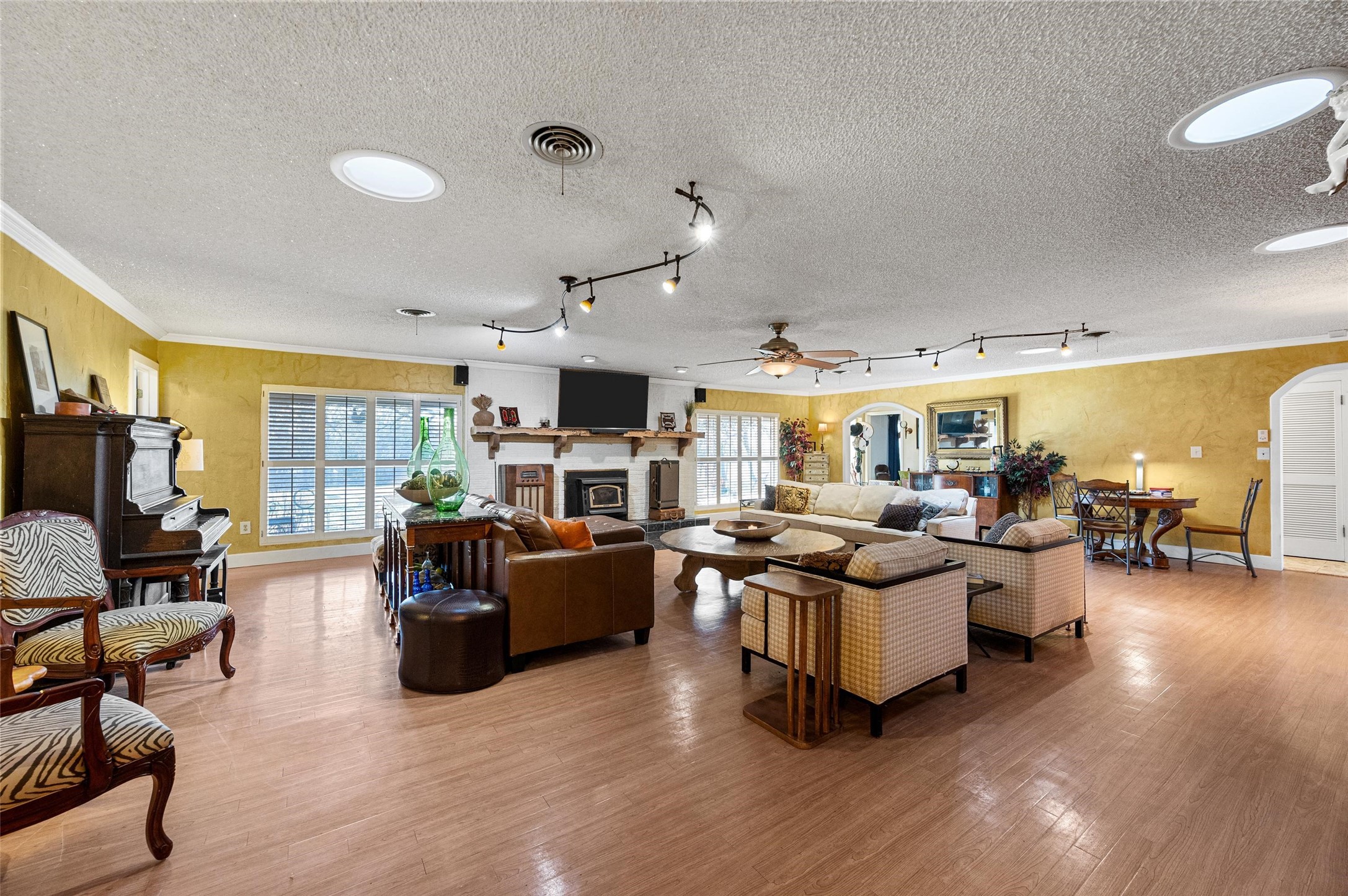 3225 Fm 731 Burleson TX 76028