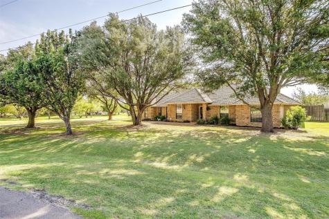 929 Crystal Lane Crowley TX 76036