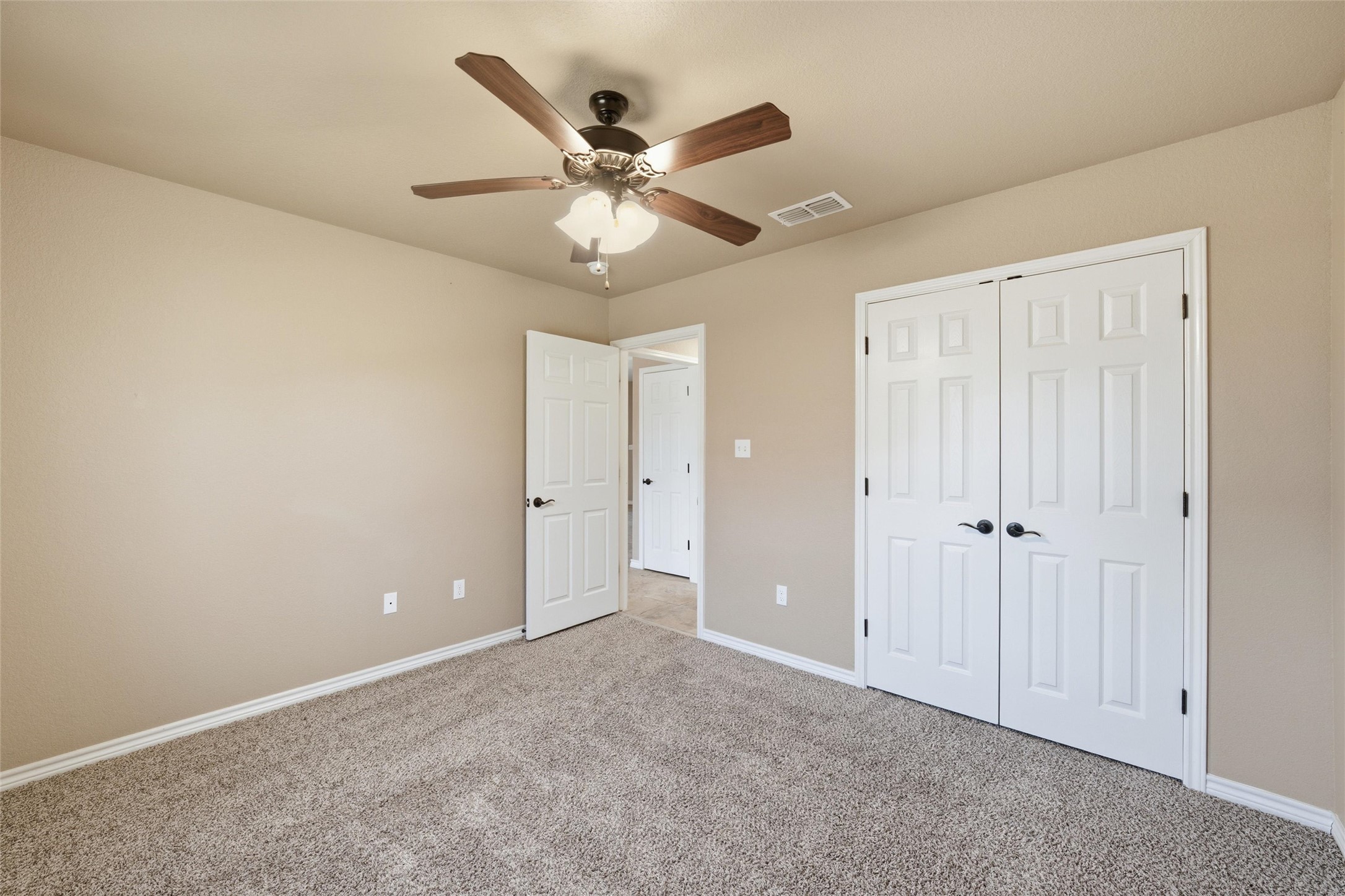 37 Buckskin Loop Morgans Point Resort TX 76513