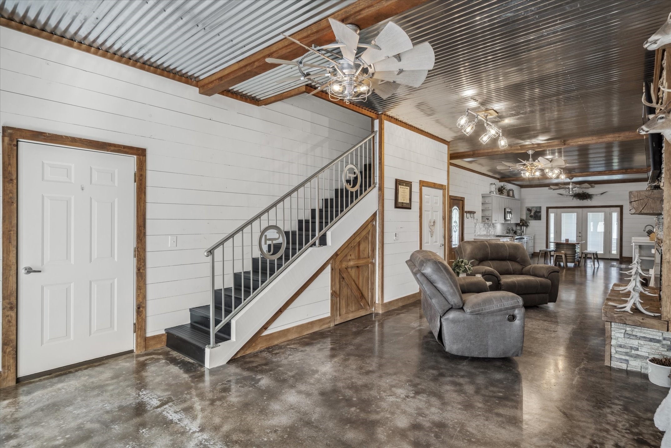 902 Vz County Road 3710 Edgewood TX 75117