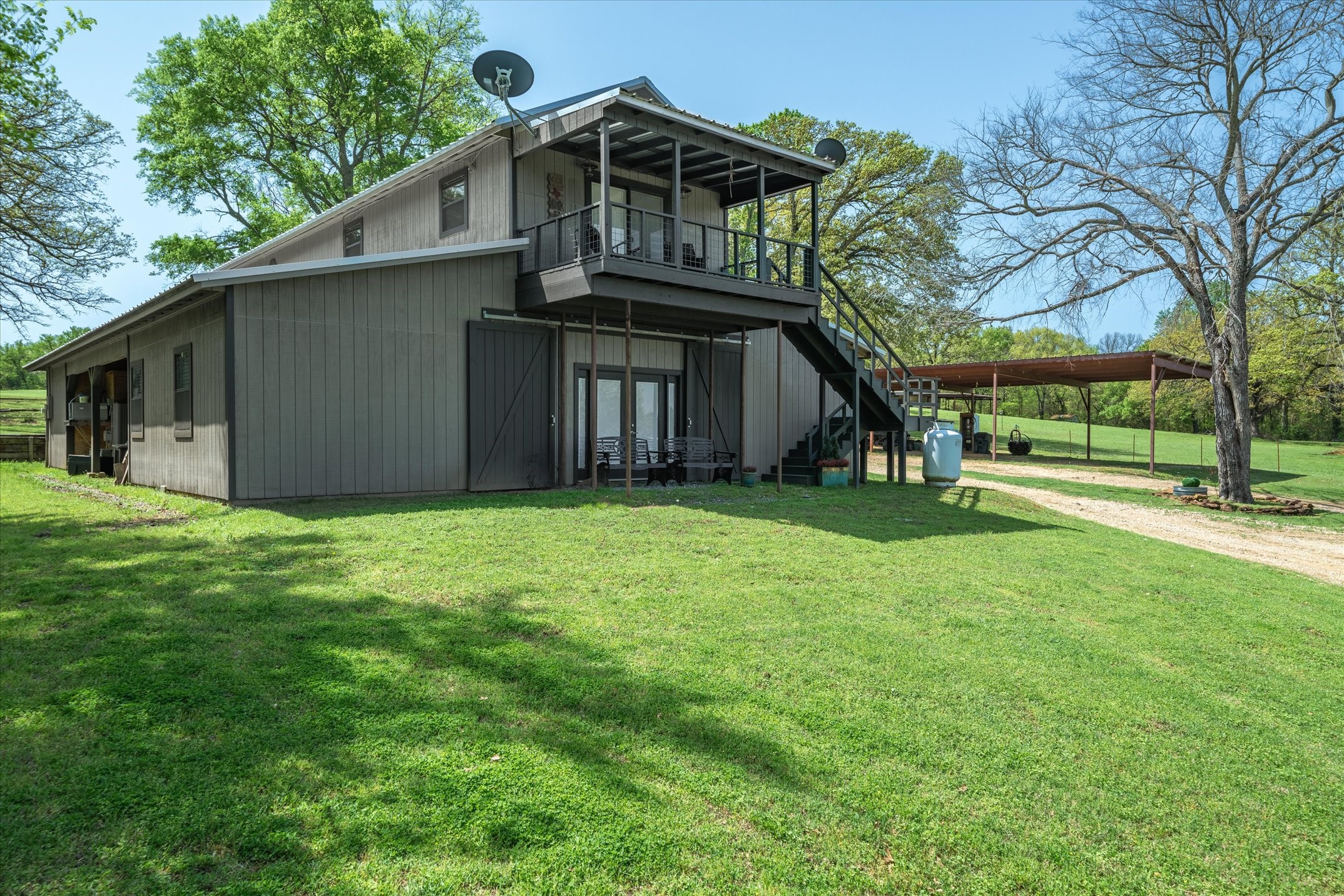 902 Vz County Road 3710 Edgewood TX 75117