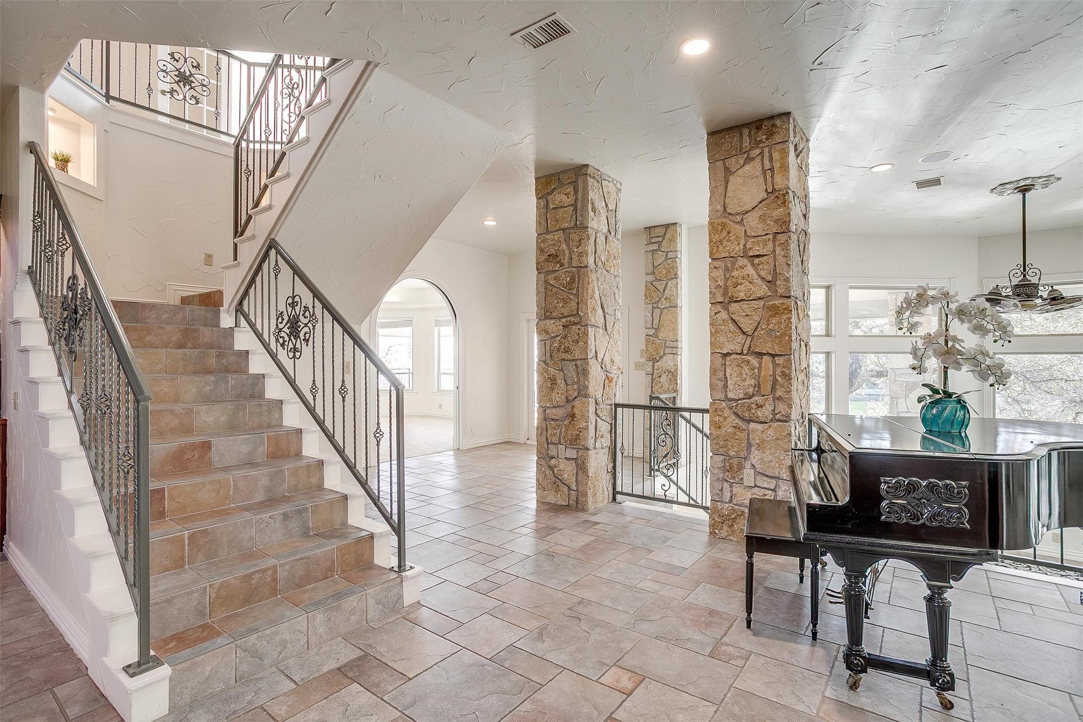 5010 Comanche Vista Court De Cordova TX 76049