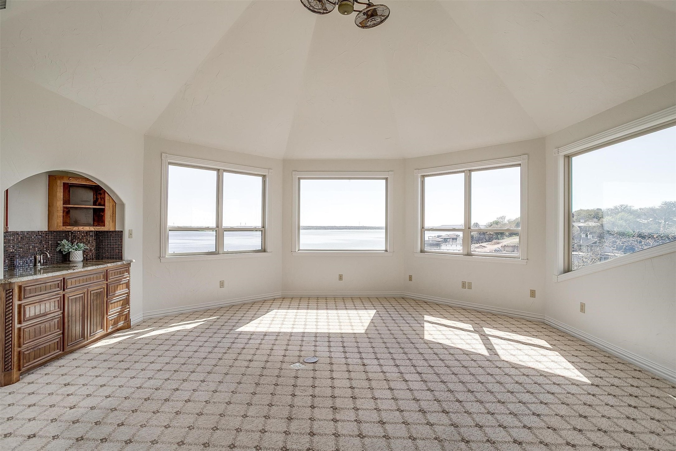 5010 Comanche Vista Court De Cordova TX 76049