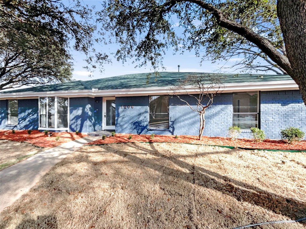 1206 Wiltshire Drive Carrollton TX 75007