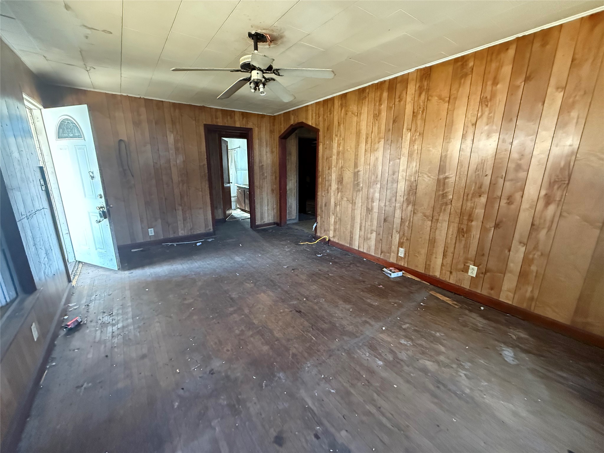 227 24th Street NW Paris TX 75460