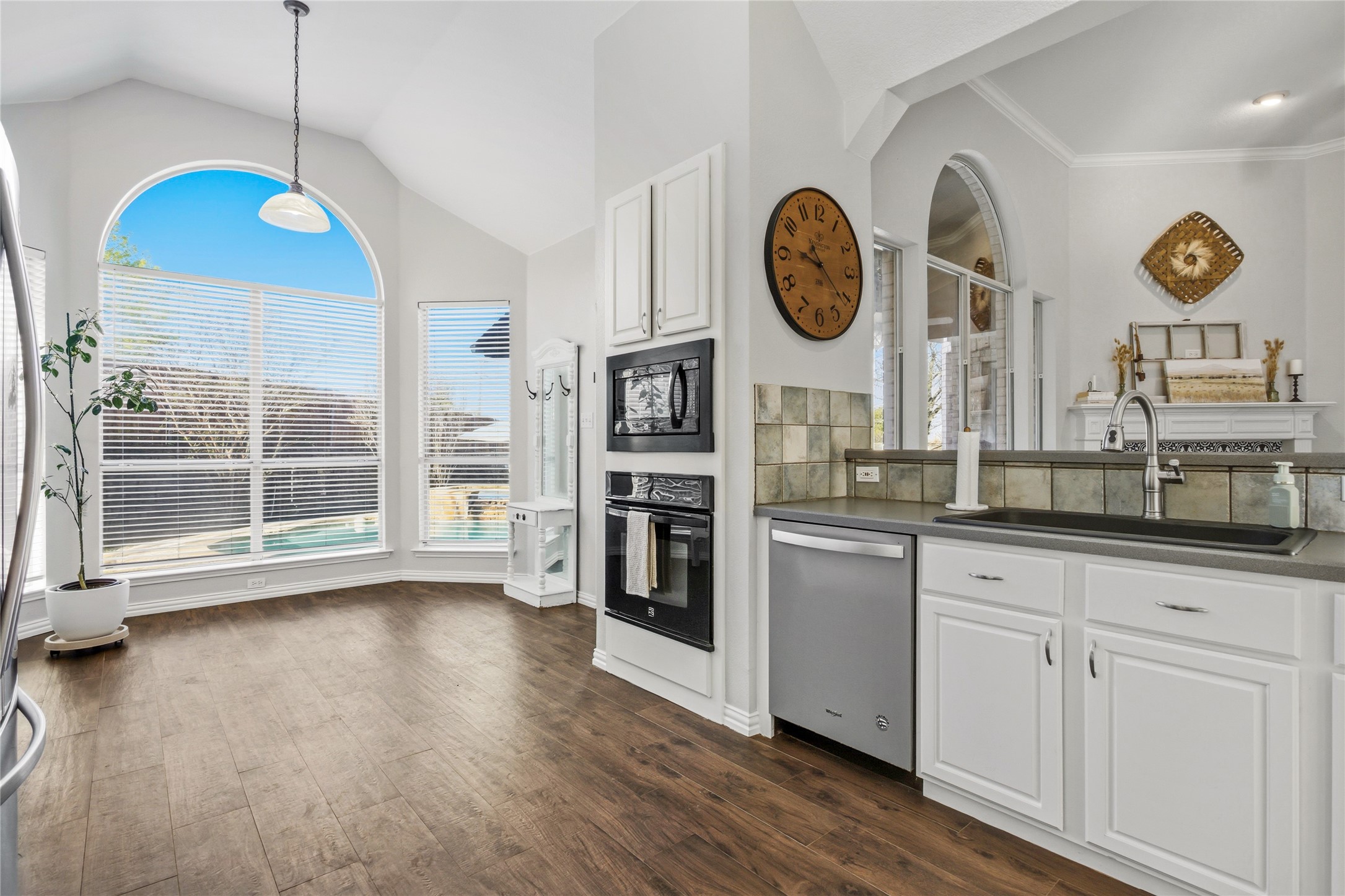 8825 Arbor Creek Lane Mckinney TX 75072