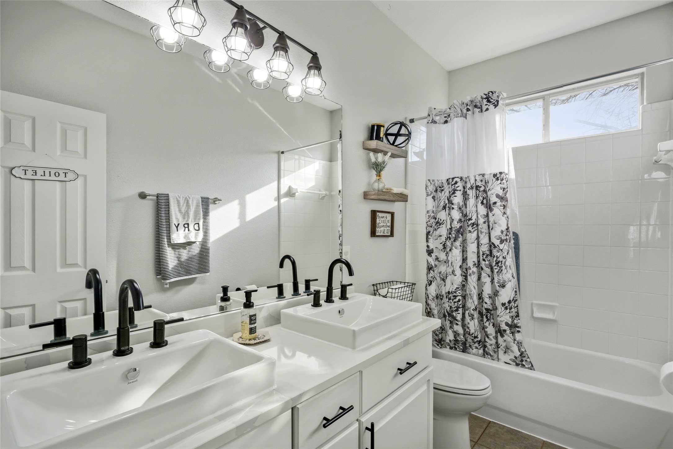 8825 Arbor Creek Lane Mckinney TX 75072