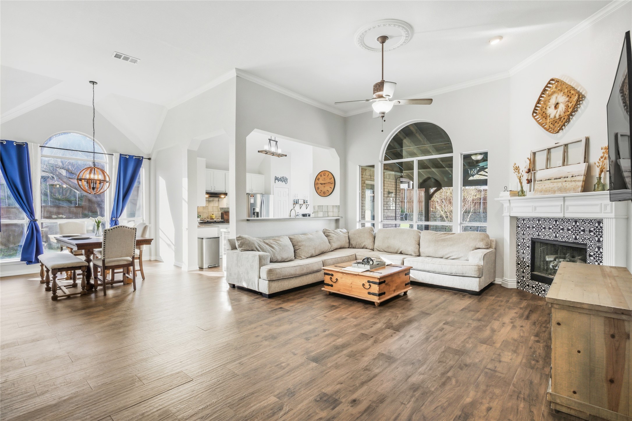 8825 Arbor Creek Lane Mckinney TX 75072