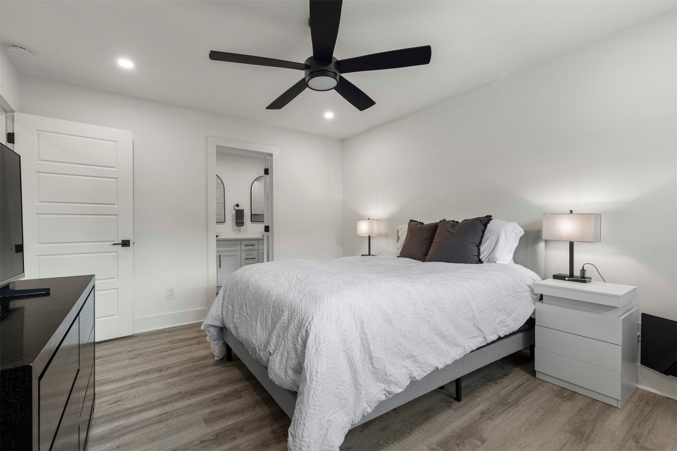 6626 Harvest Glen Drive Dallas TX 75248