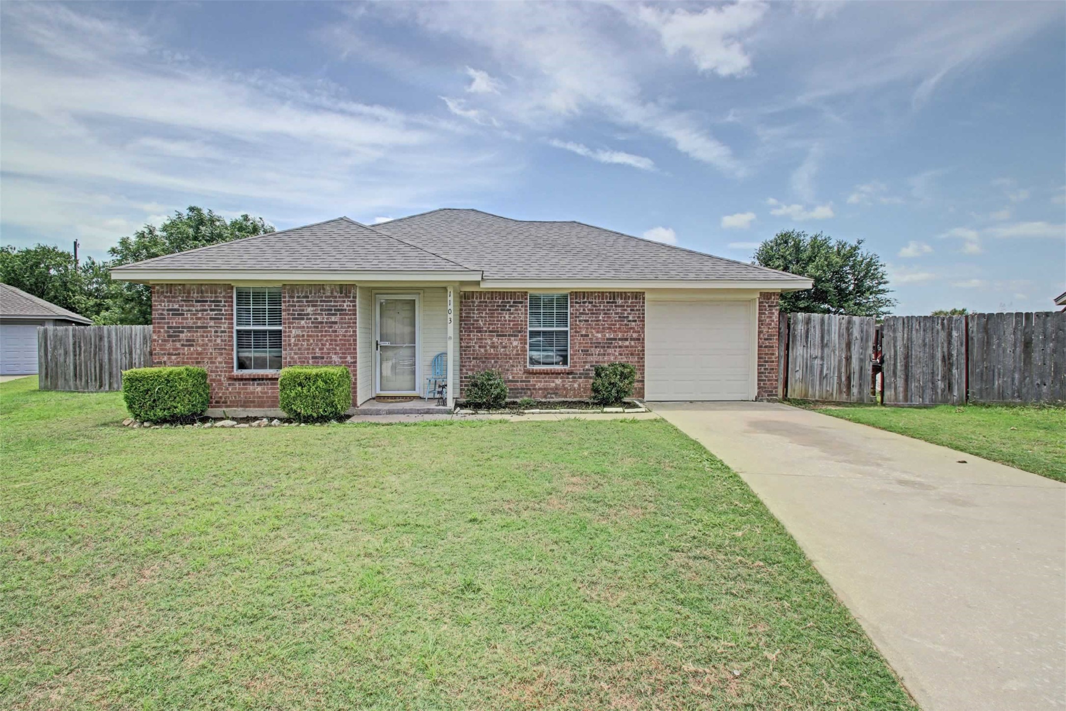 1103 Lynnwood Court Cleburne TX 76033