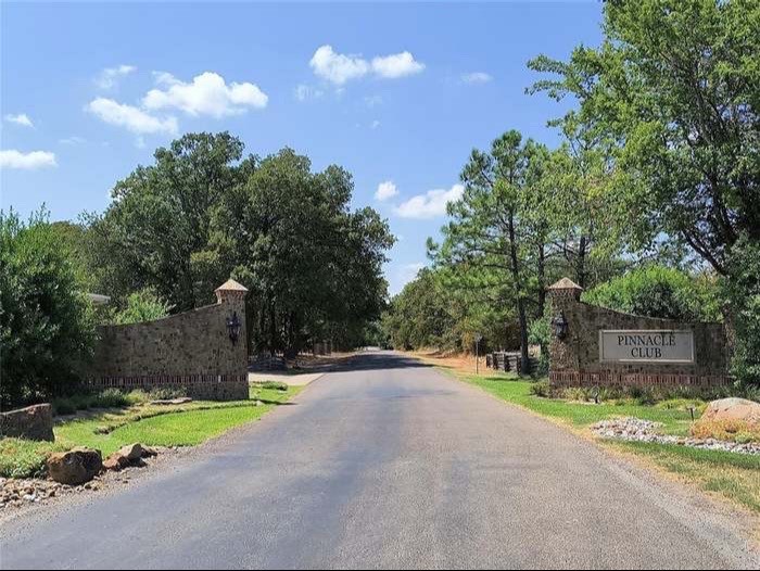 203 Saint Andrews Drive Mabank TX 75156