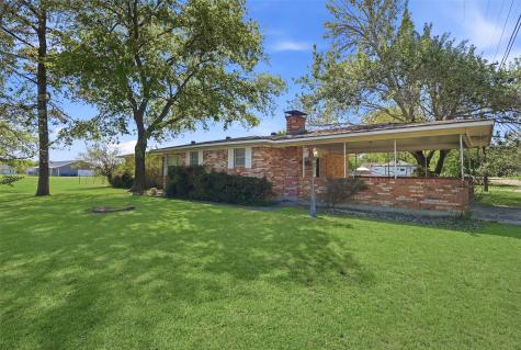 619 W Hayes Street Savoy TX 75479