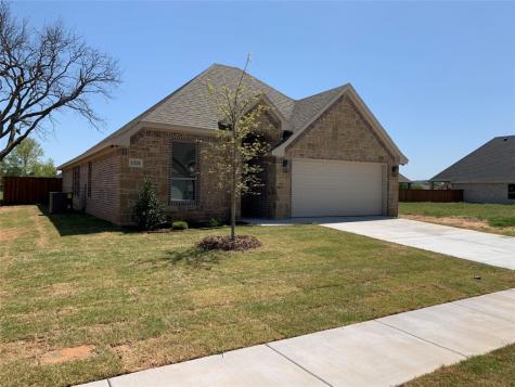 1321 Highland Park Circle Granbury TX 76048