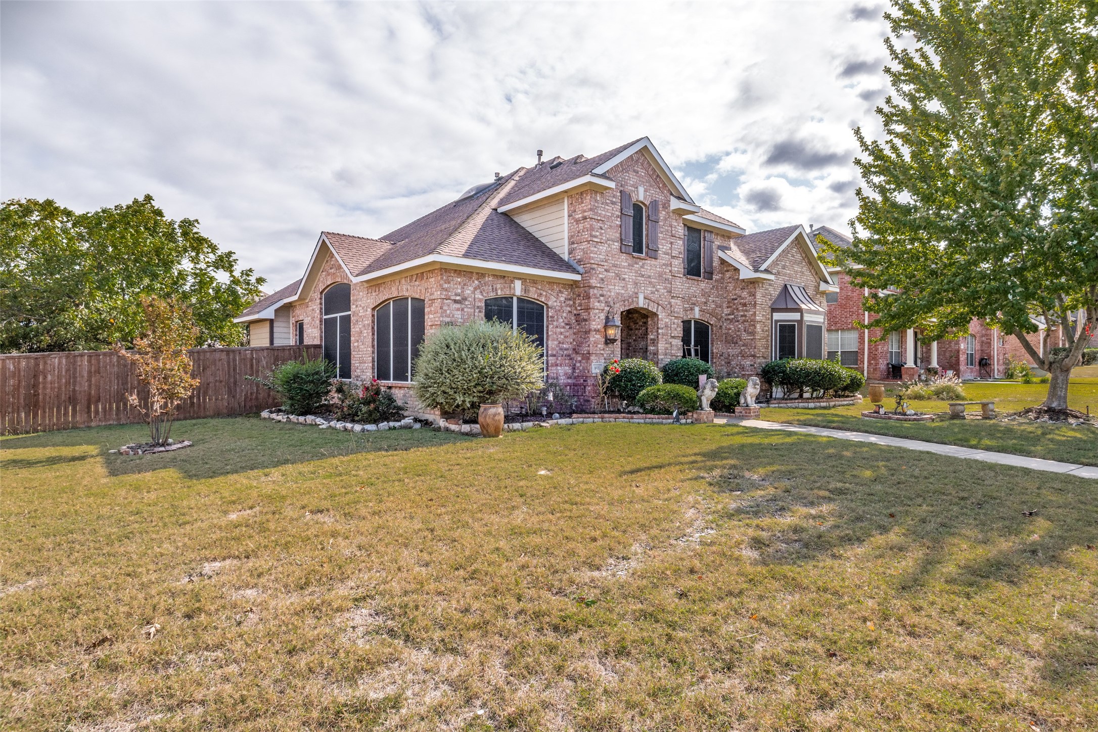 1610 Skyline Drive Garland TX 75043