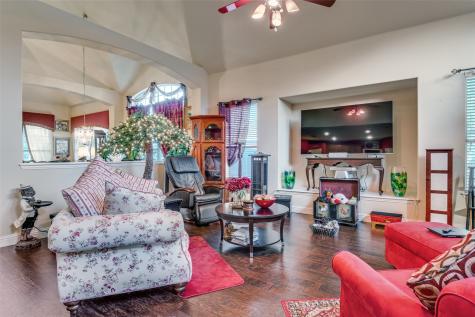 1610 Skyline Drive Garland TX 75043