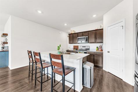 816 Glover Drive Aubrey TX 76227