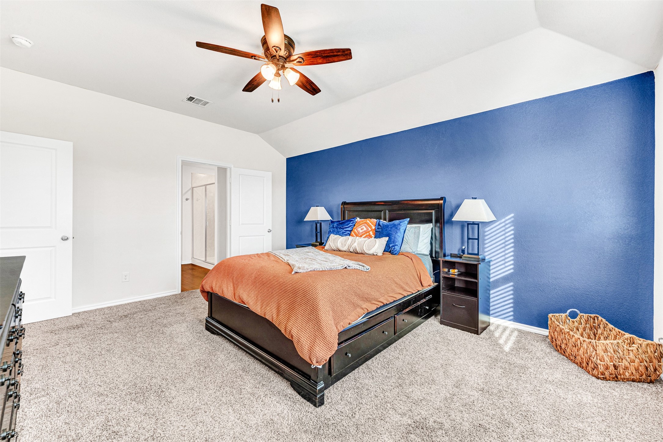 816 Glover Drive Aubrey TX 76227