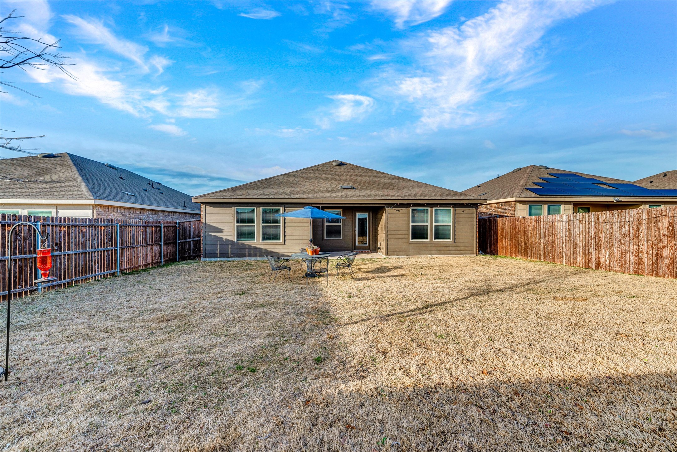 816 Glover Drive Aubrey TX 76227