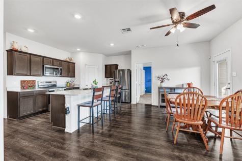 816 Glover Drive Aubrey TX 76227
