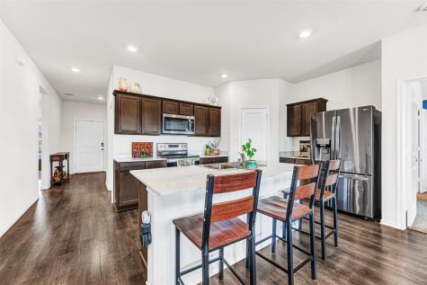 816 Glover Drive Aubrey TX 76227