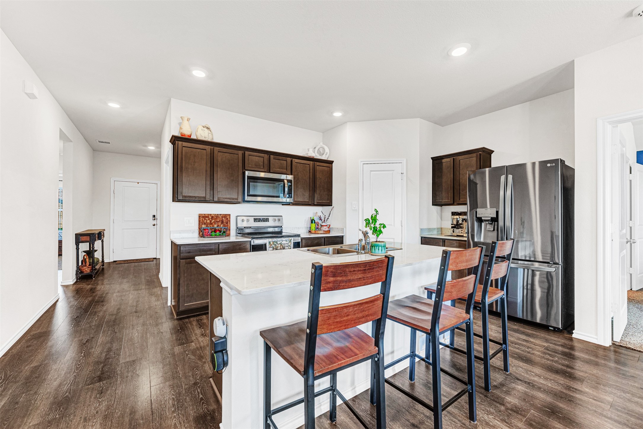 816 Glover Drive Aubrey TX 76227