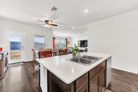 816 Glover Drive Aubrey TX 76227