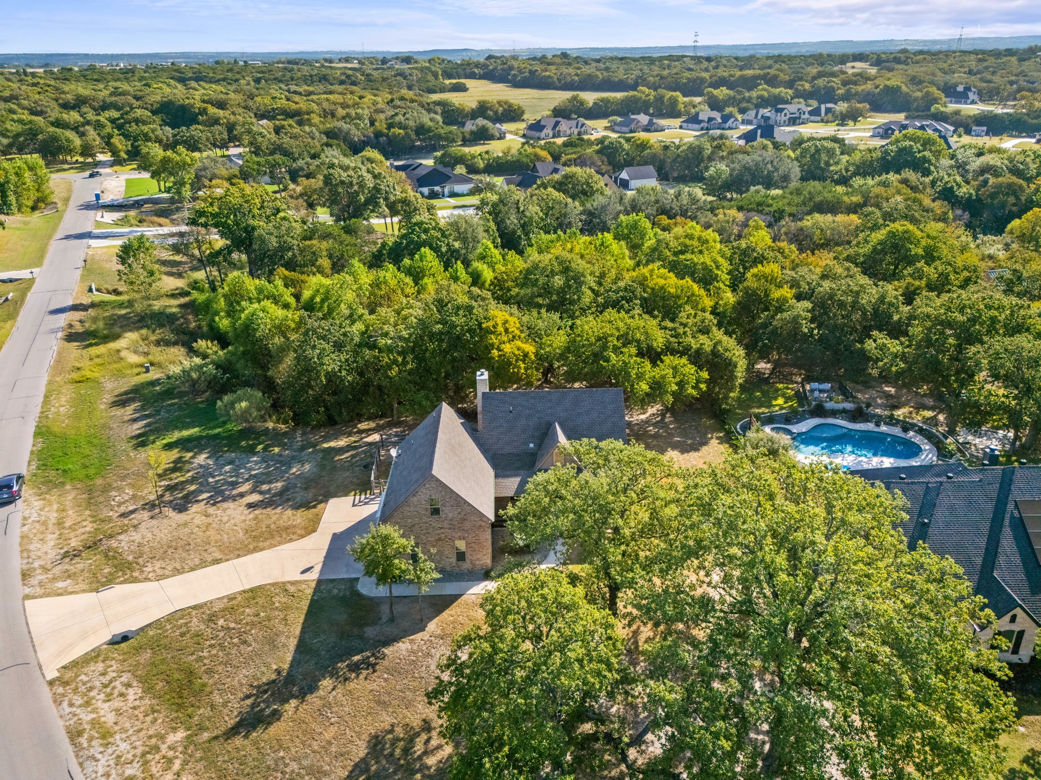 516 Lydia Lane Granbury TX 76049