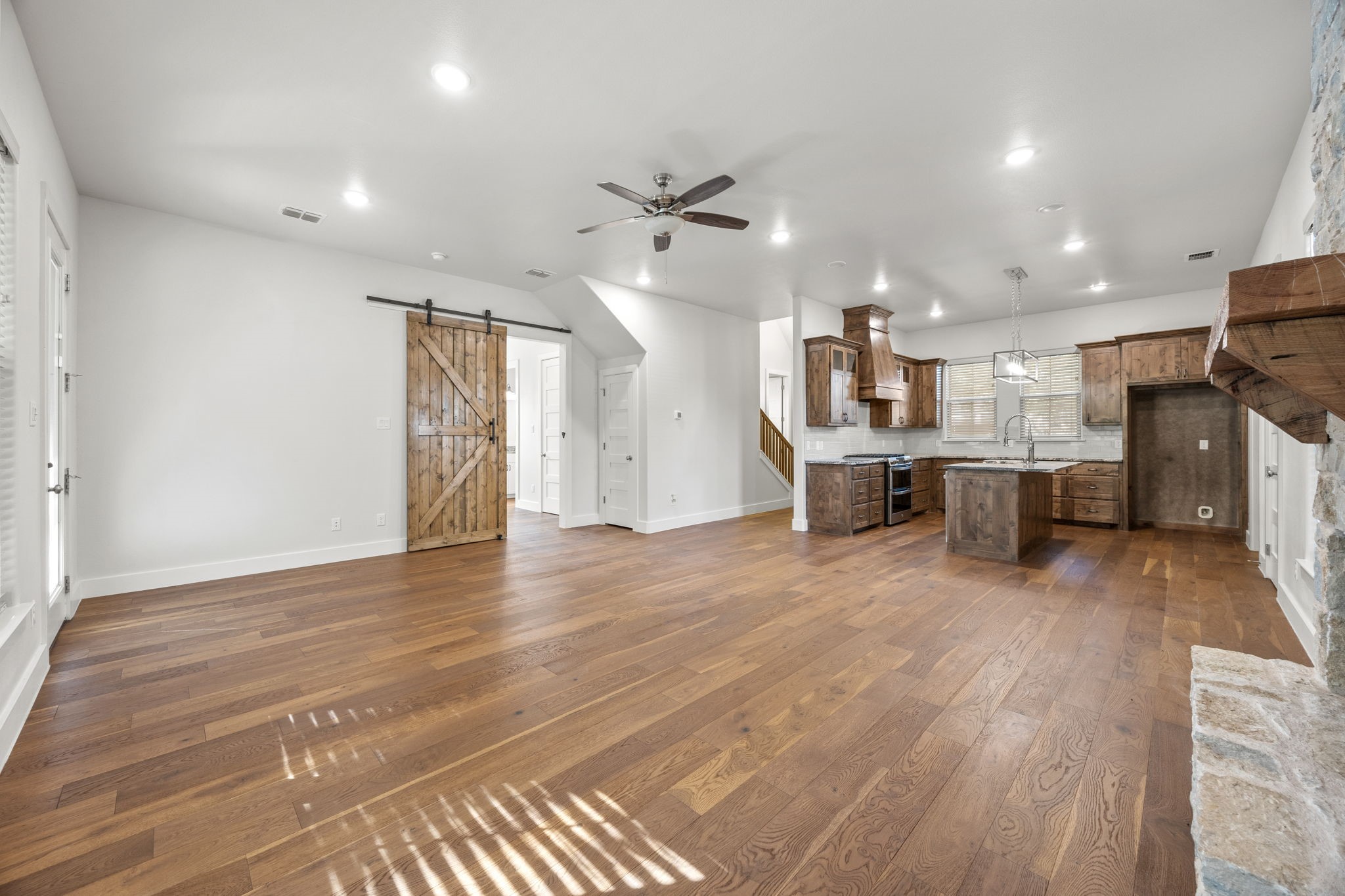 516 Lydia Lane Granbury TX 76049