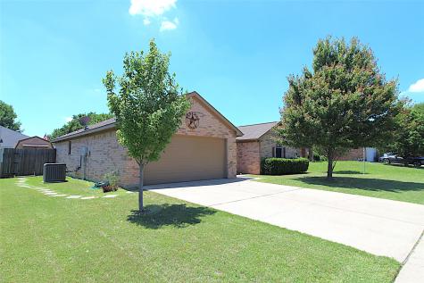 501 Barbara Jean Lane Burleson TX 76028