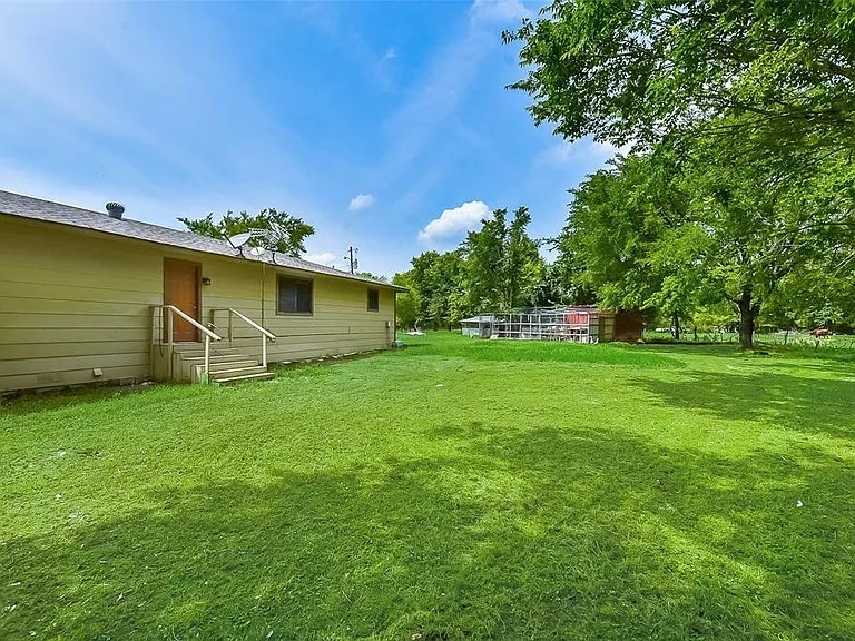 17091 County Road 339 Terrell TX 75161