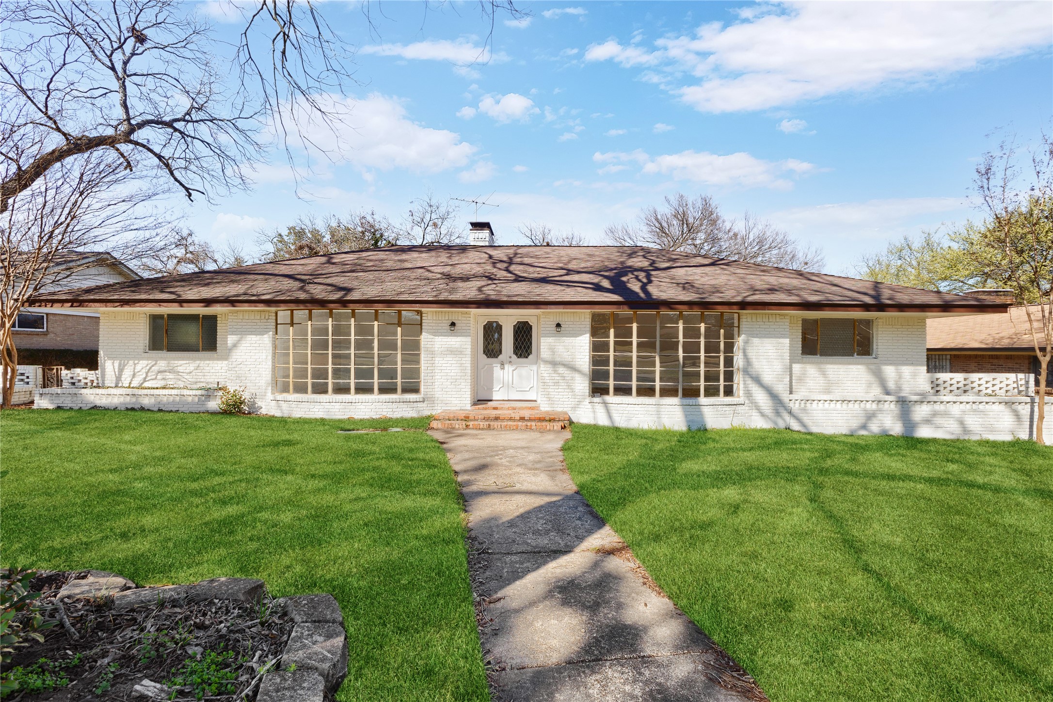 817 Brook Valley Lane Dallas TX 75232