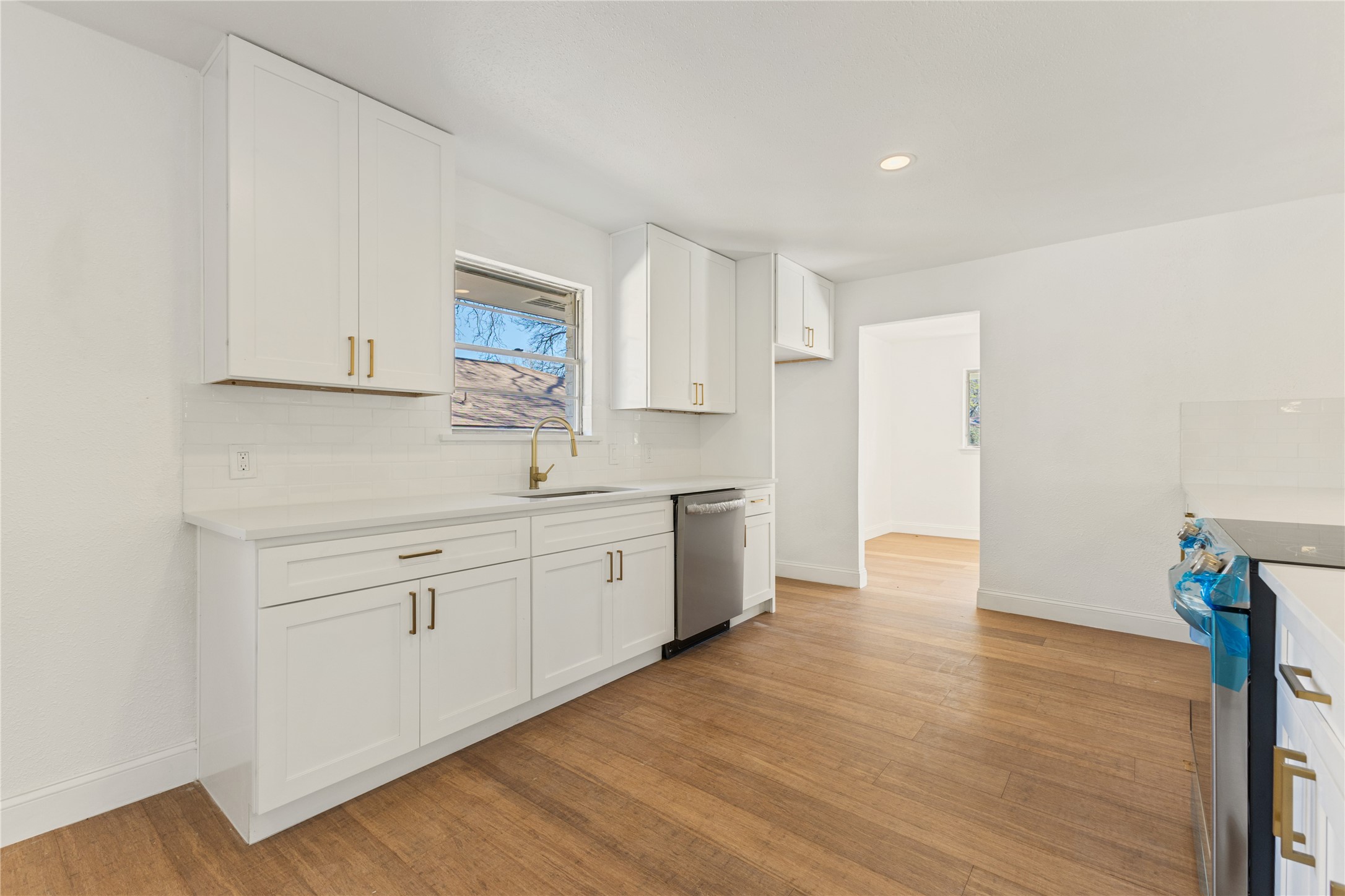 817 Brook Valley Lane Dallas TX 75232