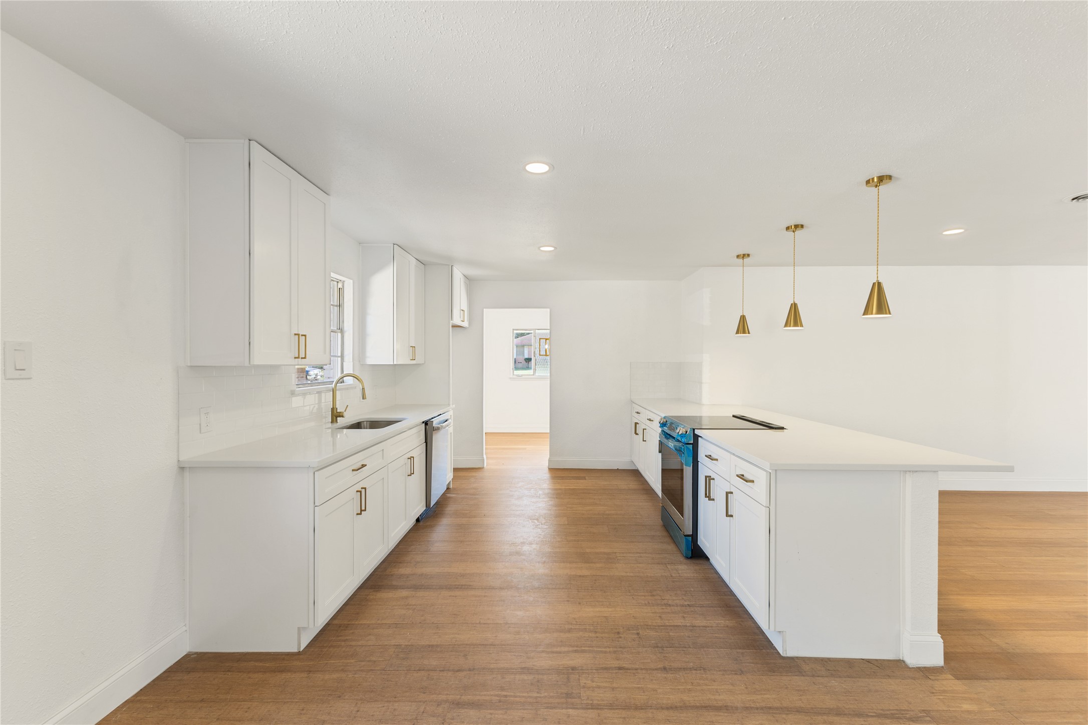 817 Brook Valley Lane Dallas TX 75232