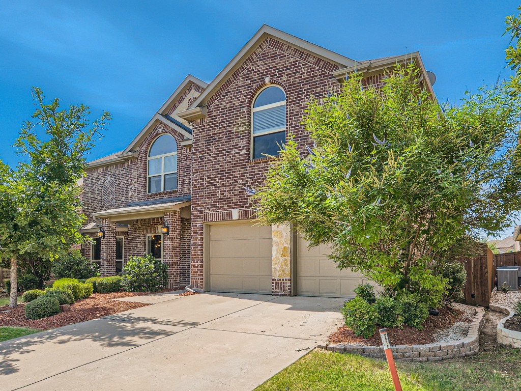 1212 Hodge Street Mckinney TX 75071