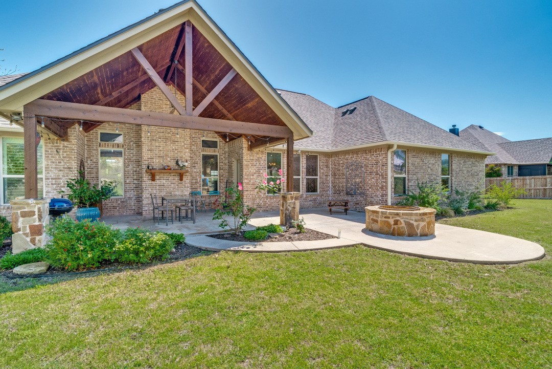 3405 Lakeway Drive Weatherford TX 76087