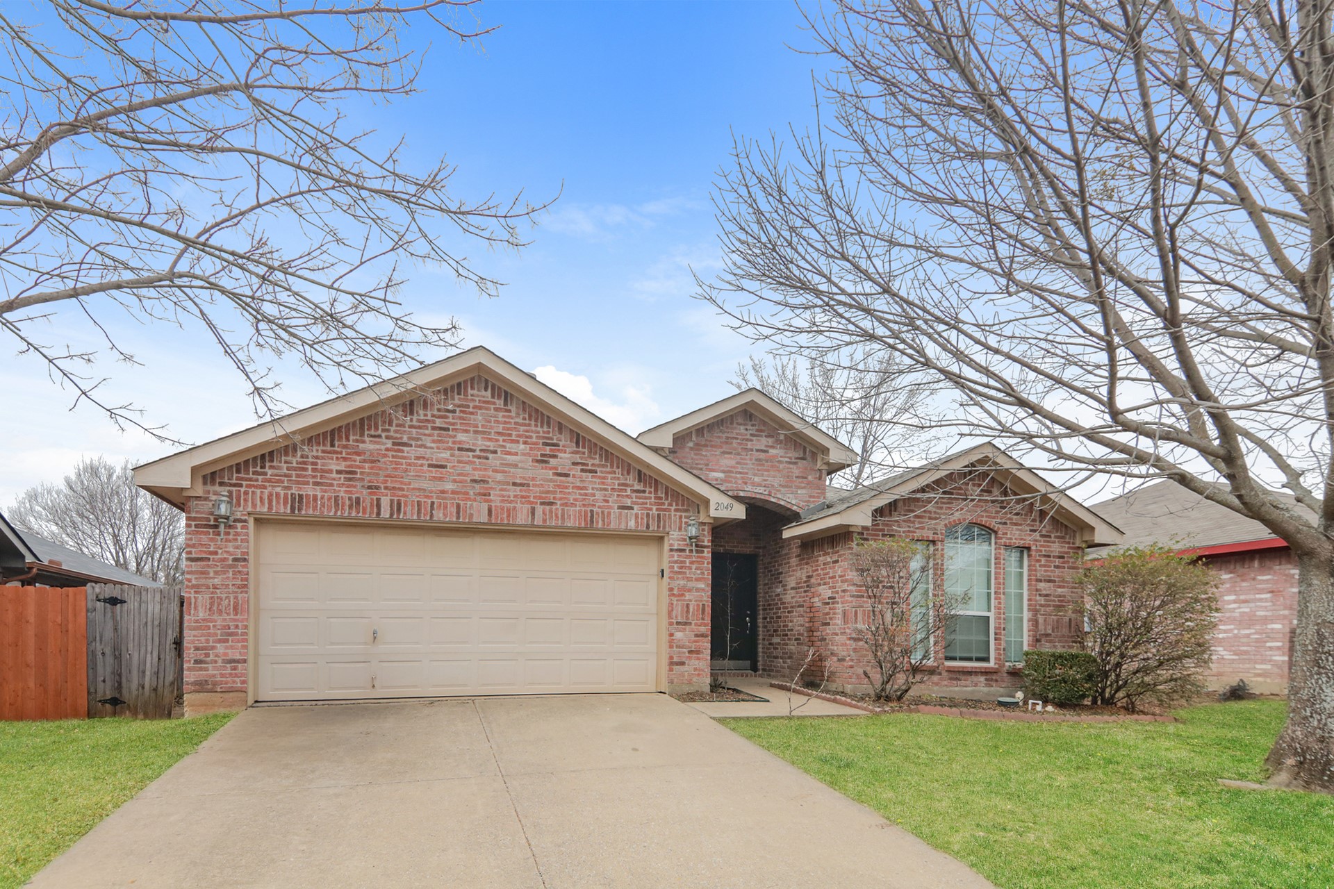2049 Hollow Creek Drive Dallas TX 75253