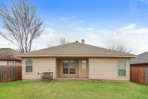 2049 Hollow Creek Drive Dallas TX 75253
