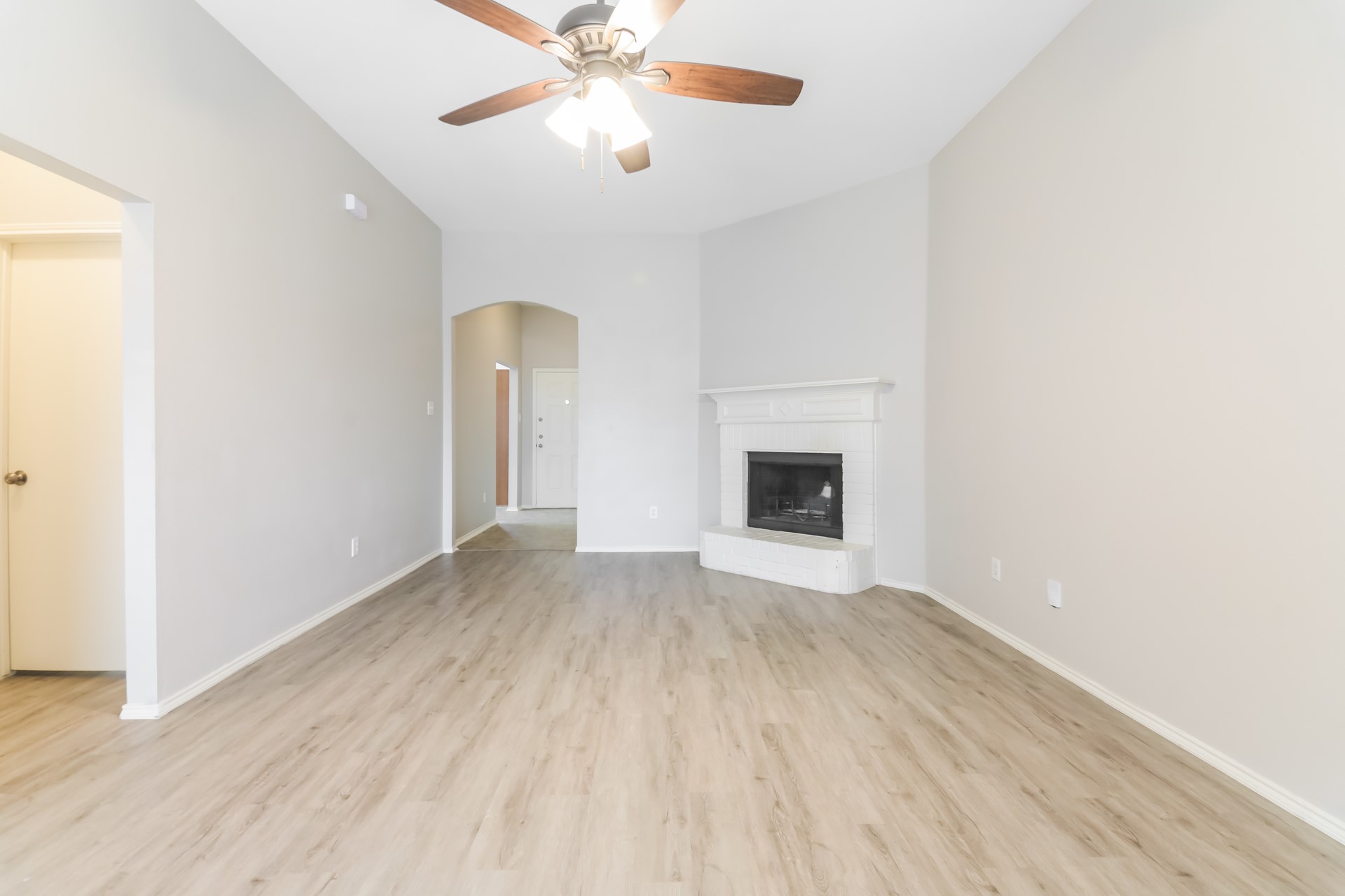 2049 Hollow Creek Drive Dallas TX 75253