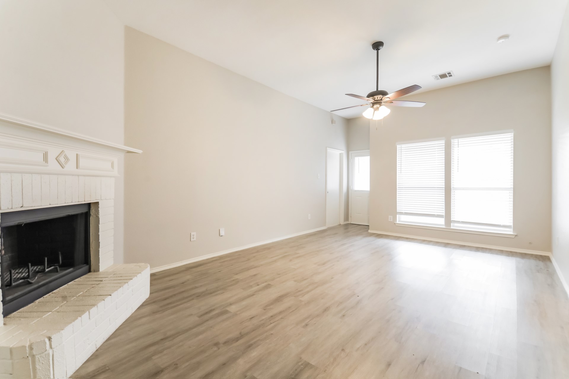 2049 Hollow Creek Drive Dallas TX 75253