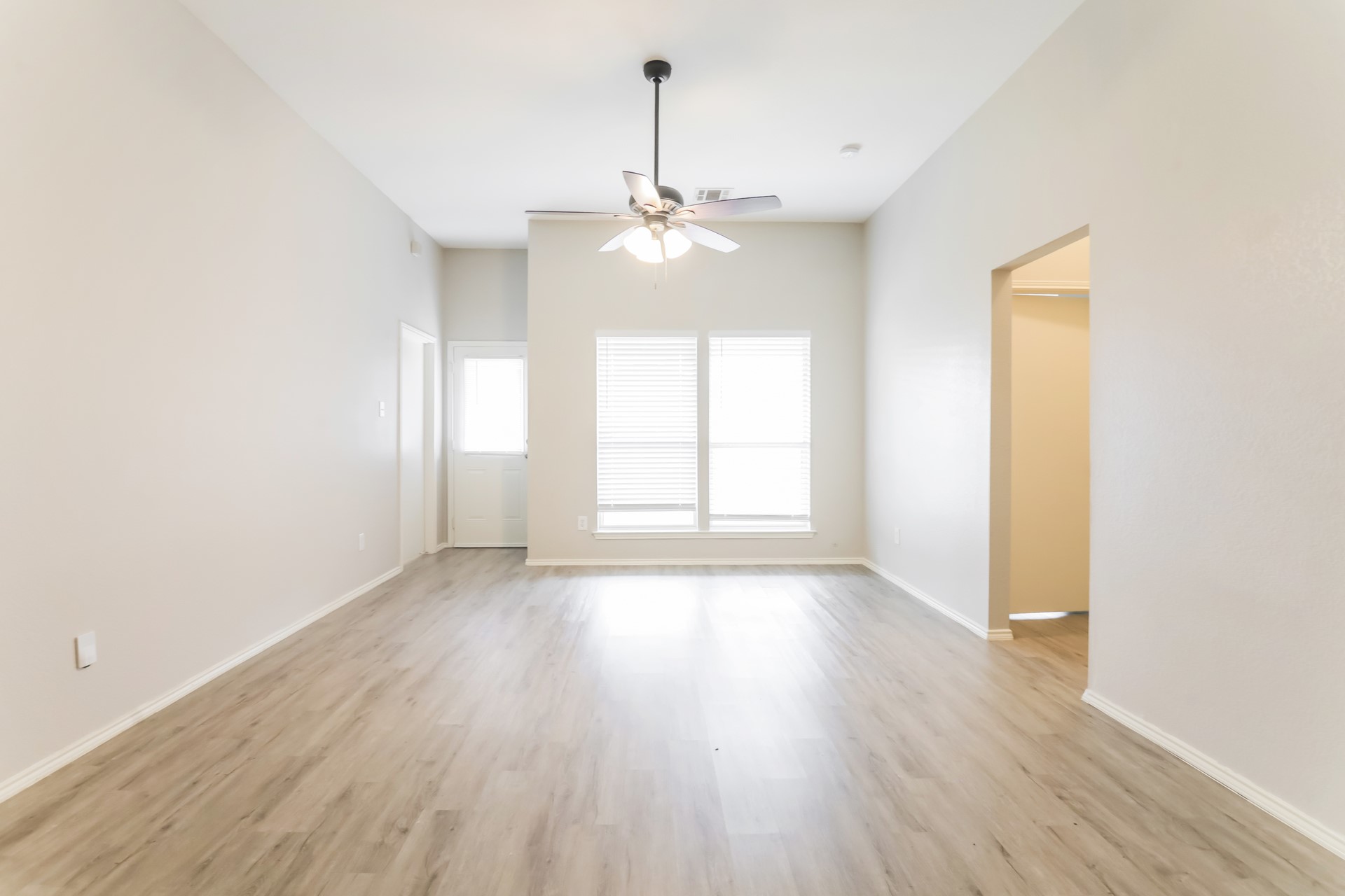 2049 Hollow Creek Drive Dallas TX 75253