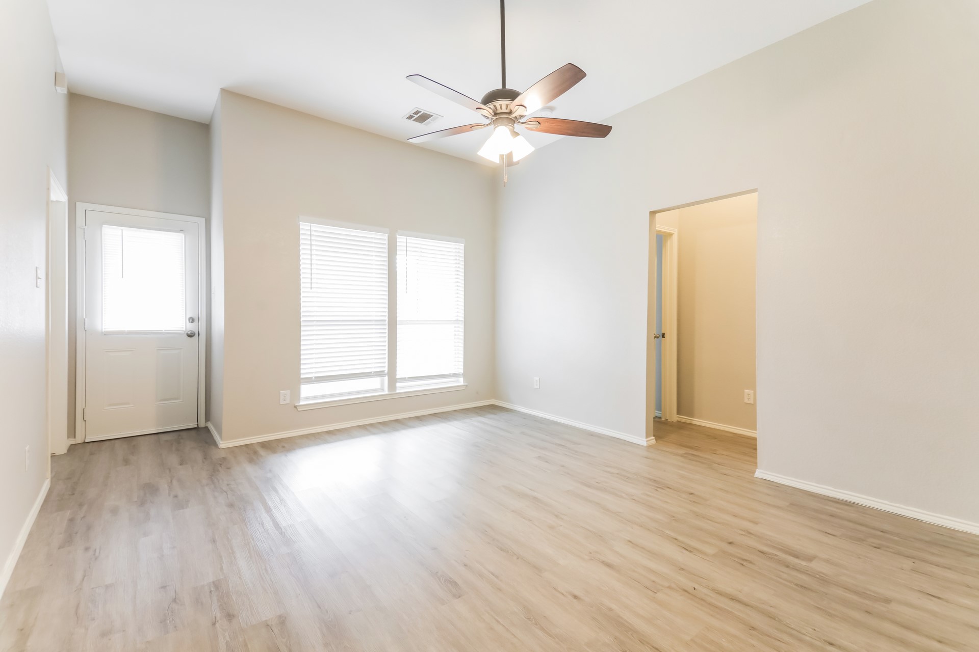 2049 Hollow Creek Drive Dallas TX 75253