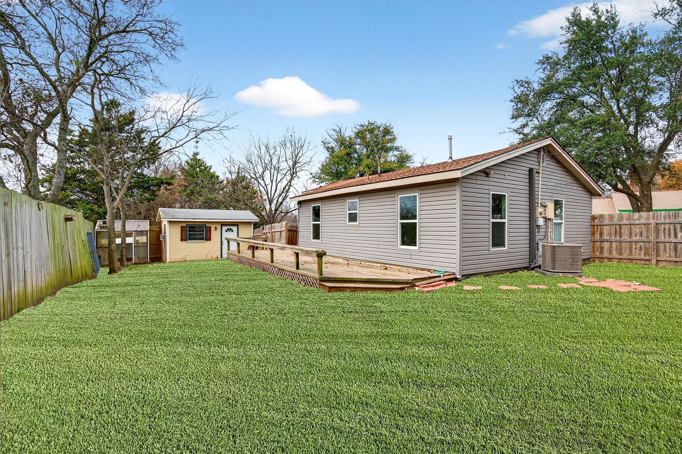 1710 W Crawford Street Denison TX 75020